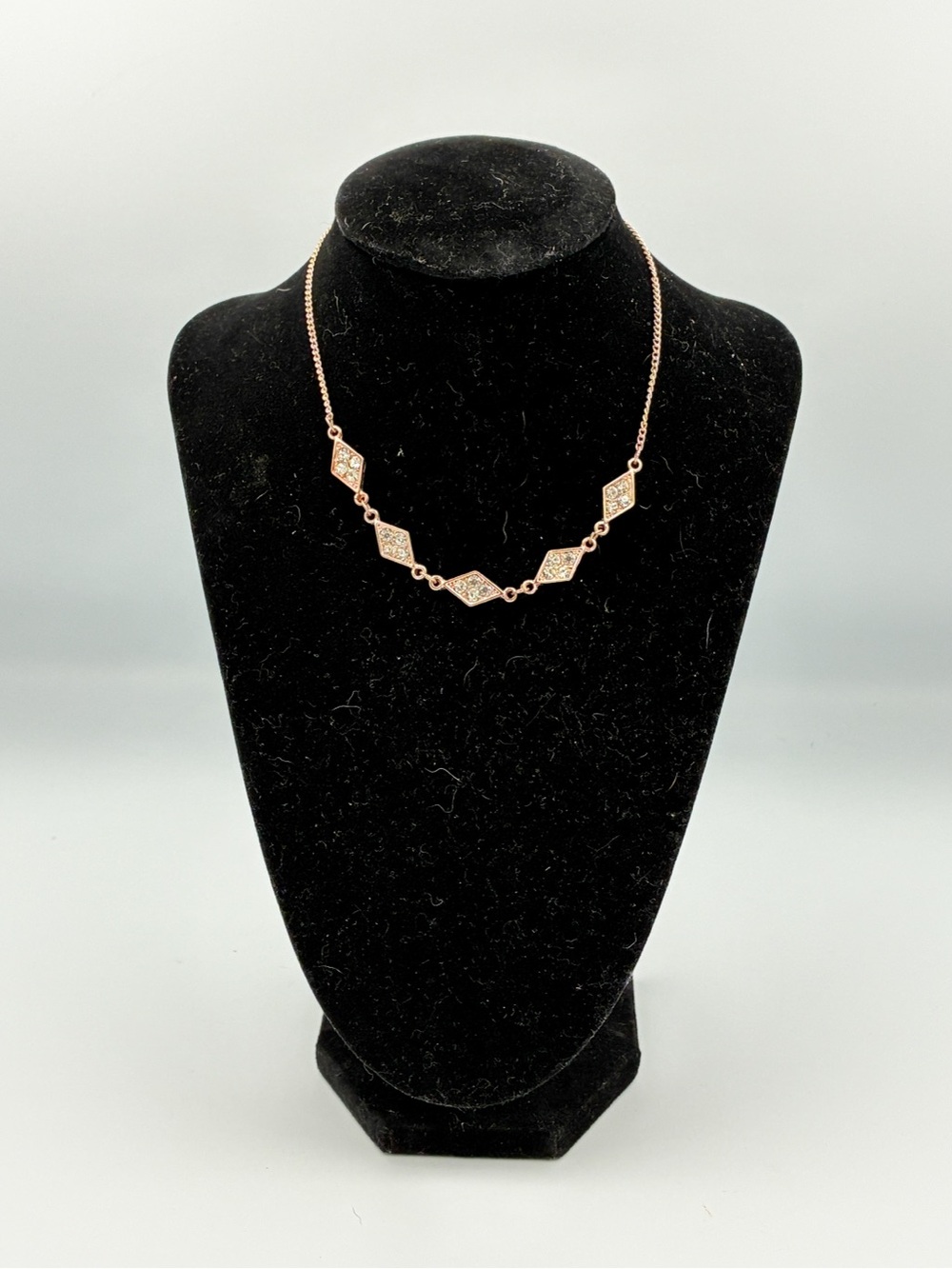 Silver Tone Link Diamond Shaped Necklace Choker 12"